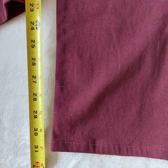 Simon Chang Straight-Leg Stretch Soft Denim Jeans In a Burgundy Color Sz 12 - Picture 9 of 9